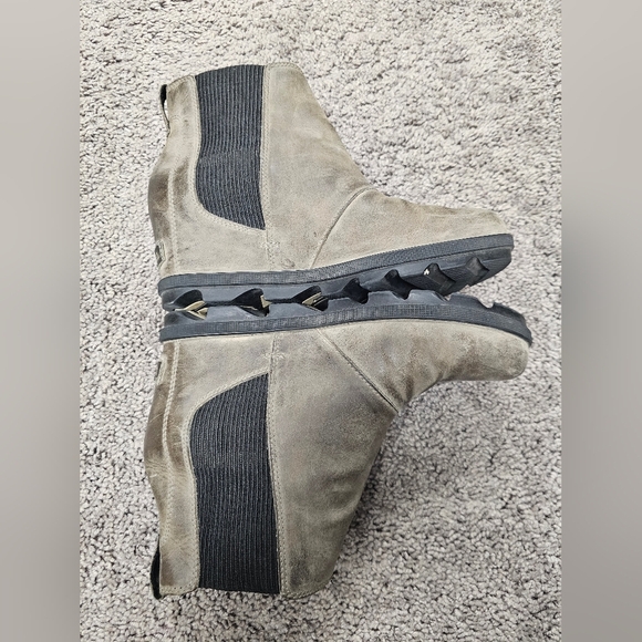 SOREL Joan of Arctic Wedge II Chelsea Boot, Size 10,‎ Gray - Picture 1 of 8
